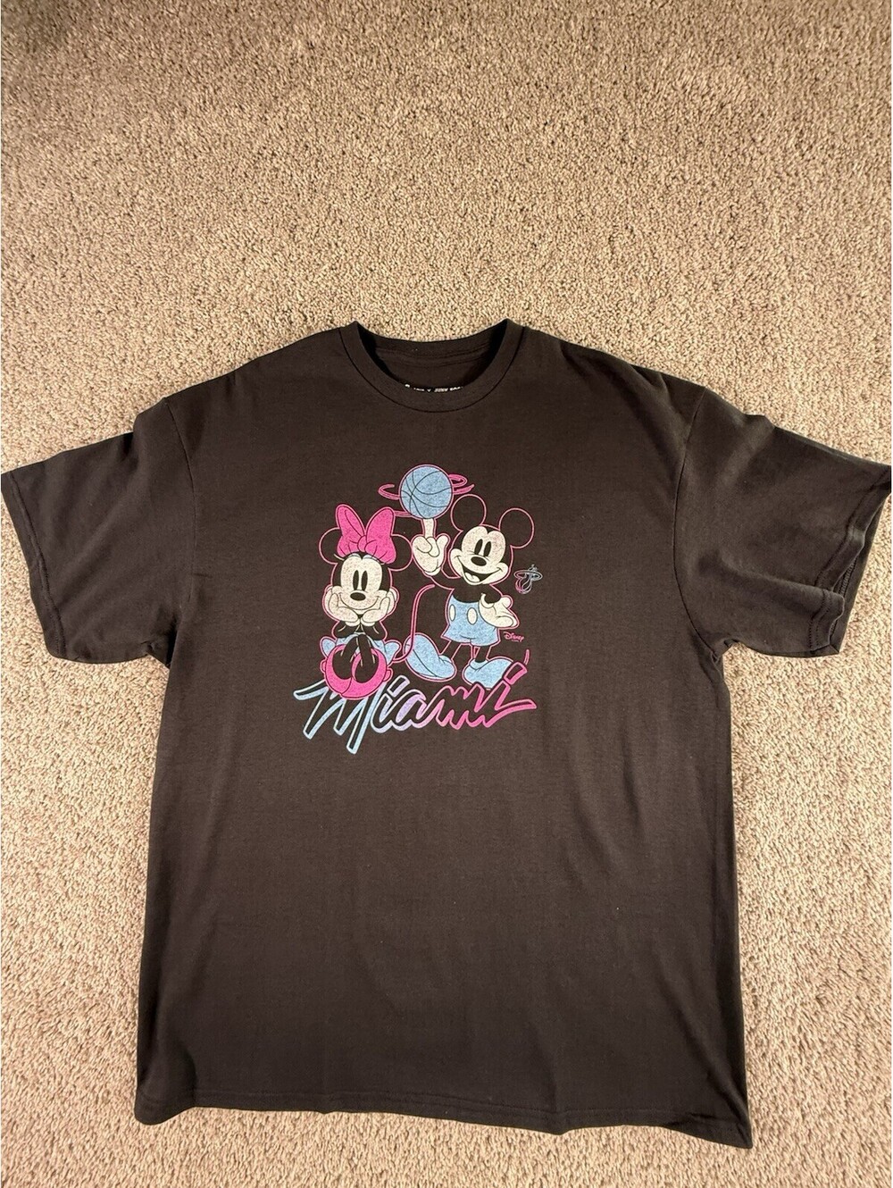 NWT DISNEY x JUNK FOOD MICKEY & MINNIE MIAMI HEAT T-SHIRT XL BLACK 100% COTTON